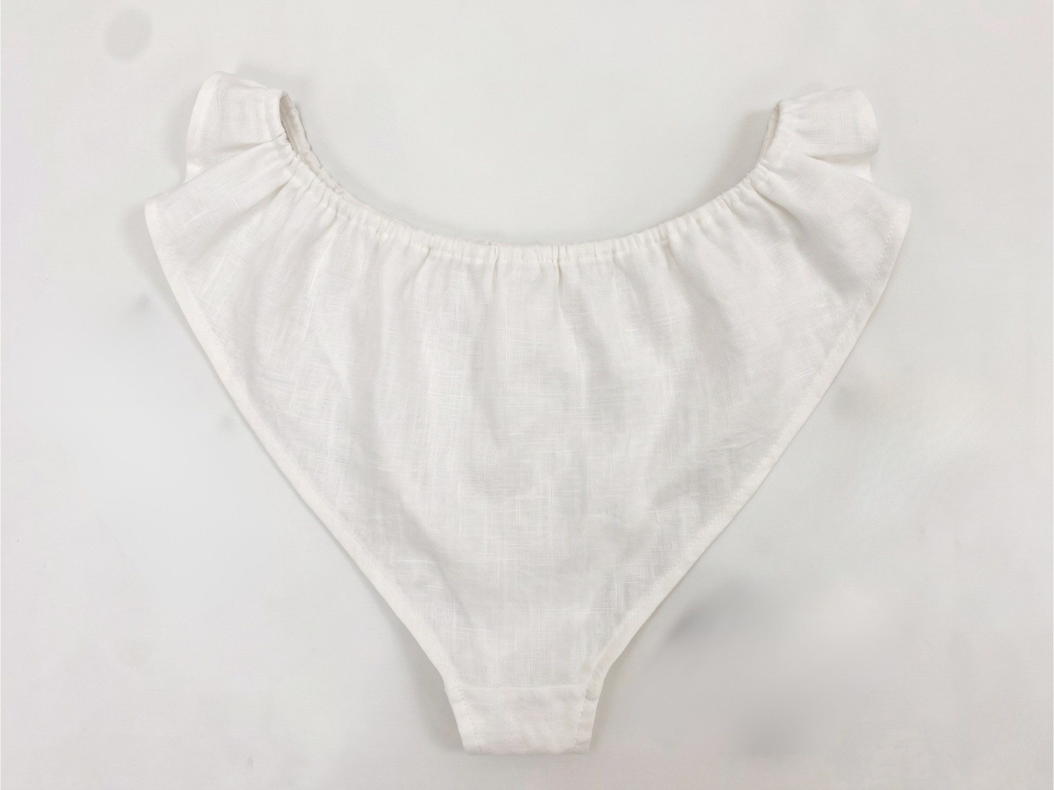 Maia briefs in soft Lithuanian linen by NOMÈI