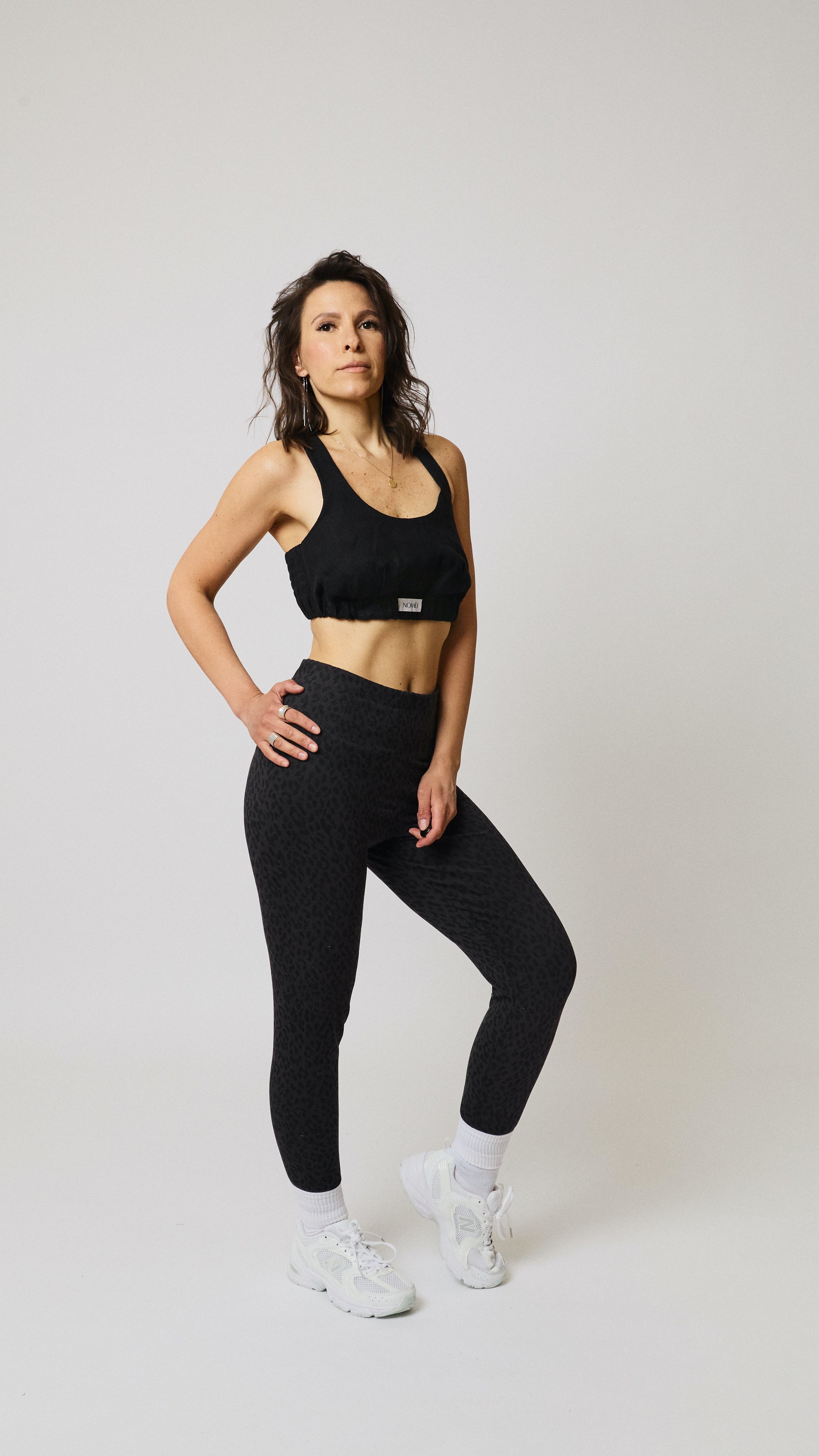 Flora linen sports bra by NOMÈI