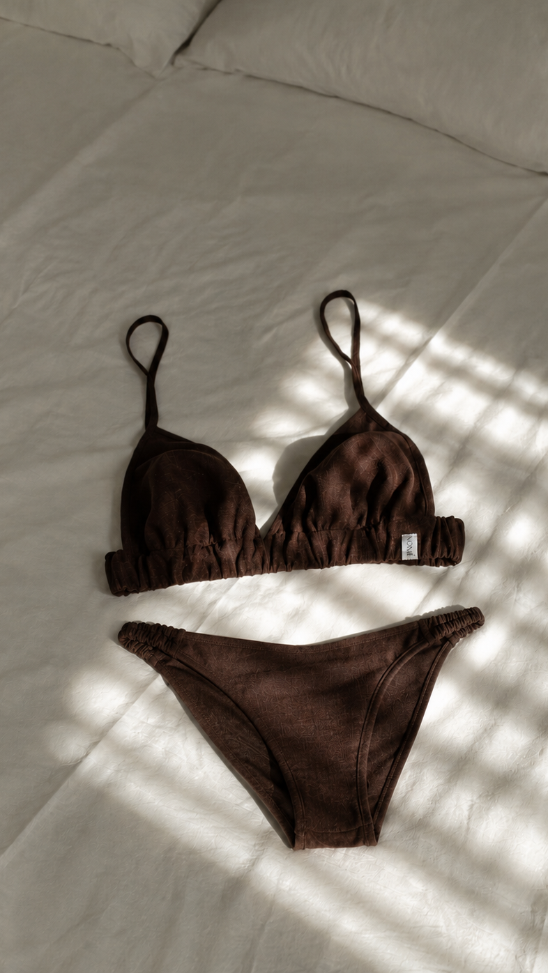 Selene linen bralette, a bra and bikini top, by NOMÈI